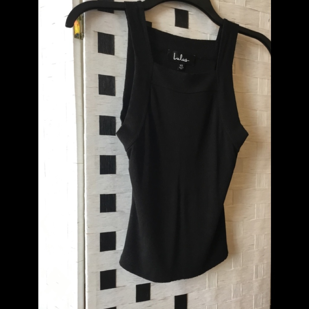 Lulus black tank